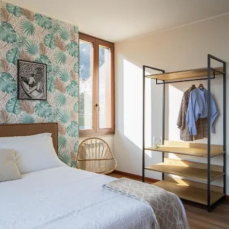 Lario's - 10 Suites On Lake Διαμέρισμα