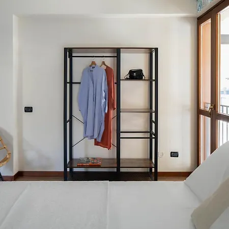 Διαμέρισμα Lario's - 10 Suites On Lake *