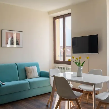 아파트 Lario's - 10 Suites On Lake *