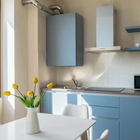 아파트 Lario's - 10 Suites On Lake *