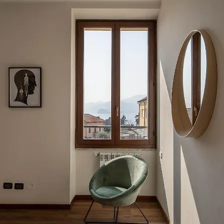 아파트 Lario's - 10 Suites On Lake *