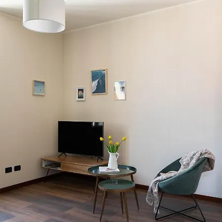 아파트 Lario's - 10 Suites On Lake *